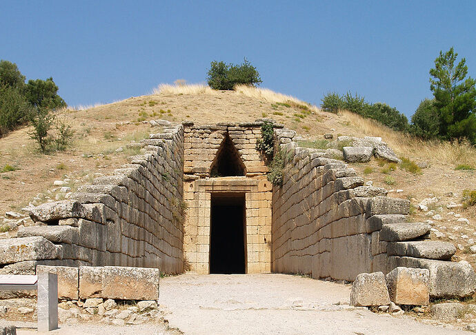 1280px-Treasury_of_Atreus_Mycenae