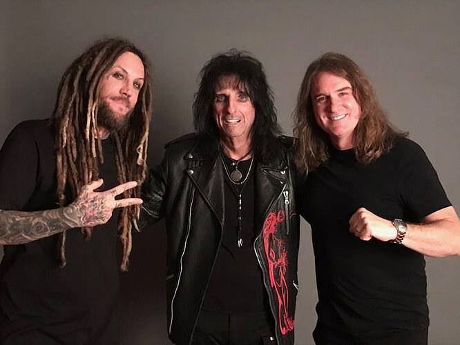 david-ellefson-with-alice-cooper-and-brian-head-welch-at-days-of-the-dead